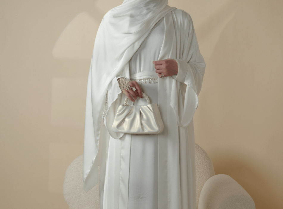 What Is A Luxury Abaya? A Look at Luxury Abaya Fabrics, Craftsmanship & Detail - Mariam's Collection