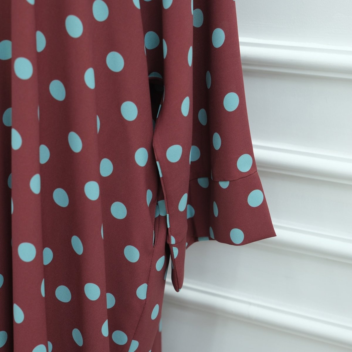 Polka dot print detail on ice-silk crepe abaya fabric