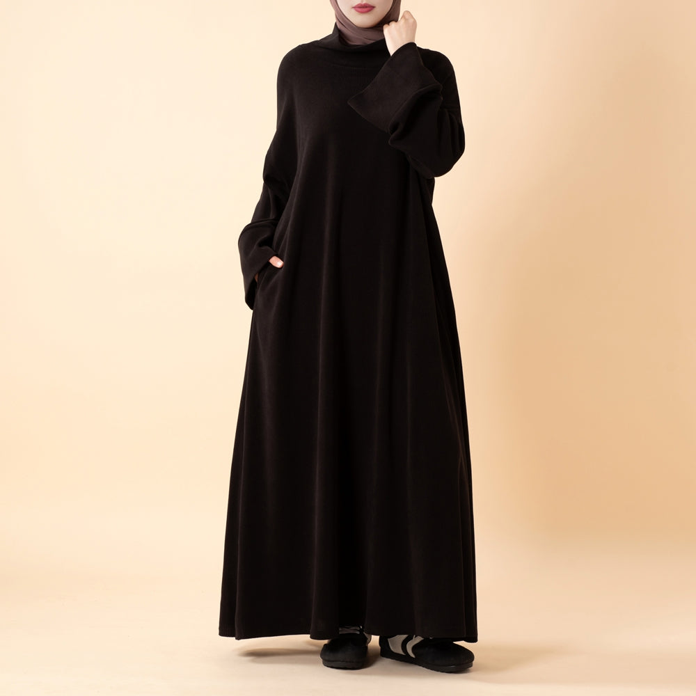 Relaxed Turtleneck Abaya with Pockets(MA383)