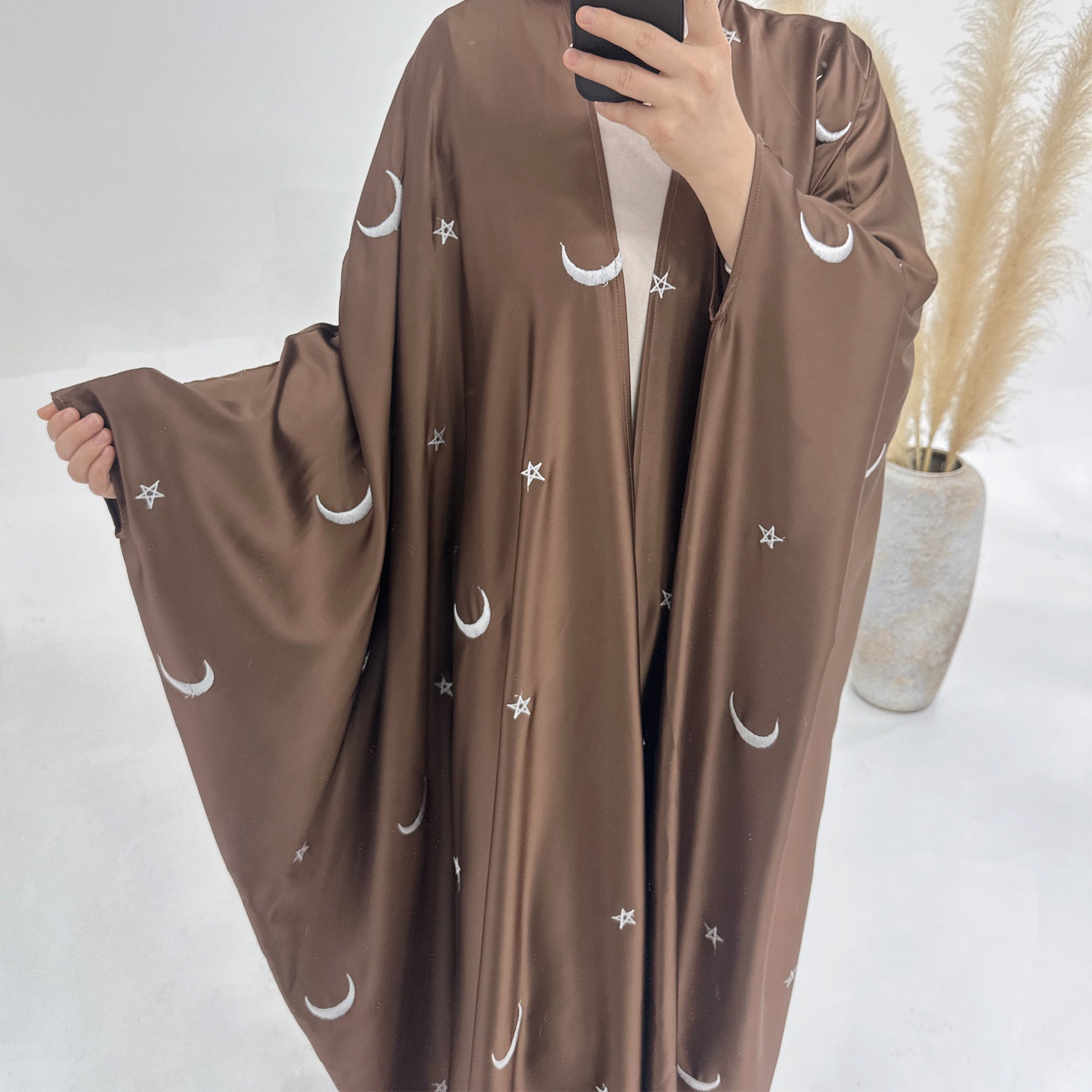 MOA043 Eid Abaya Design Mond und Stern Stickerei Open Abaya