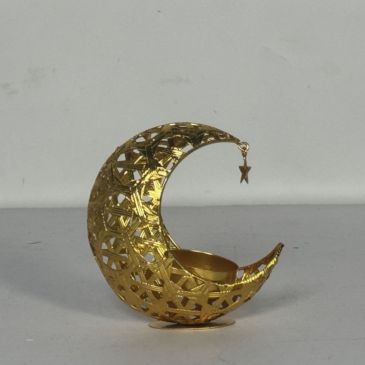Hollow Moon Candle Holder – Iron Ramadan Decorative Accent (MAC379)