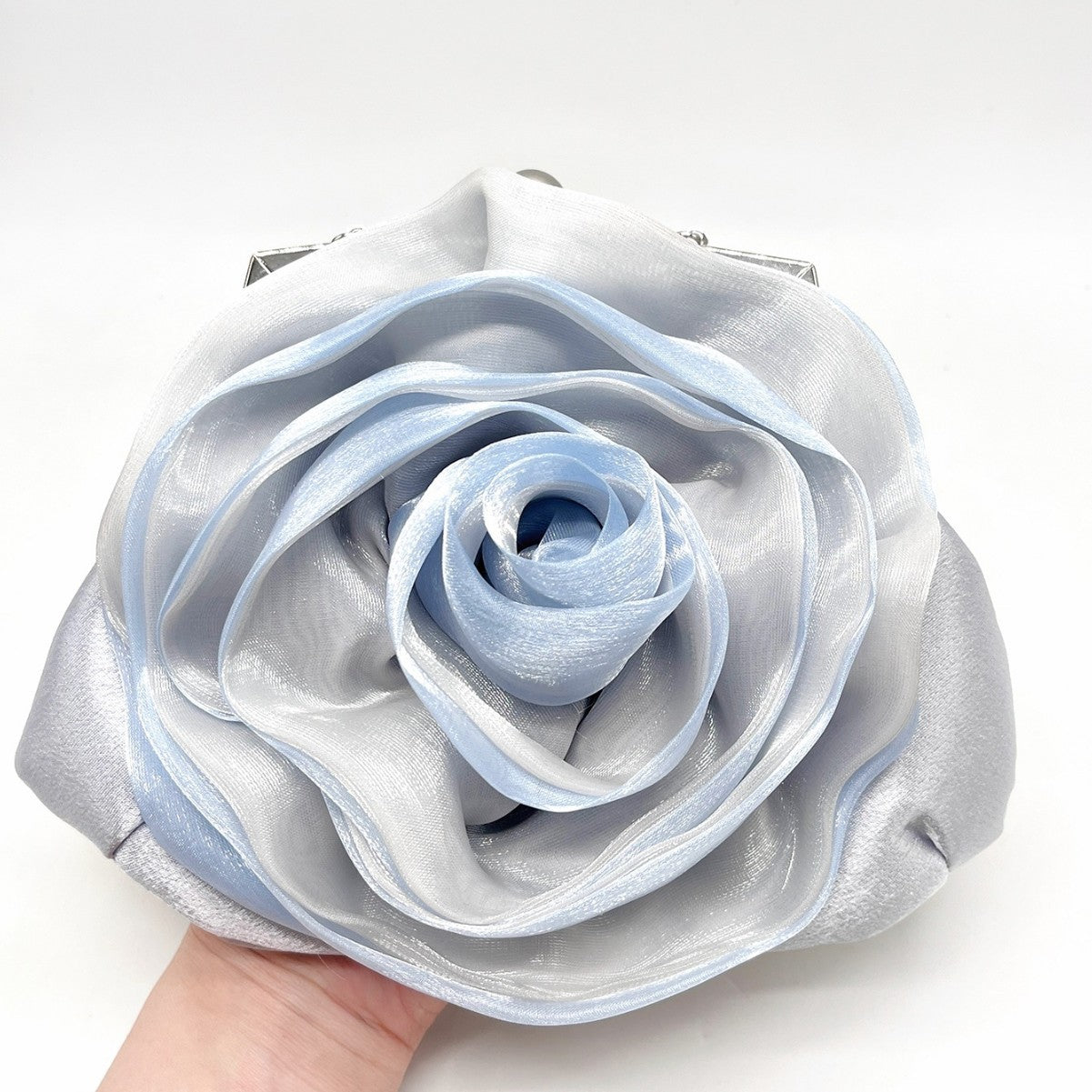 Rosette Cloud Clutch(MAC373)
