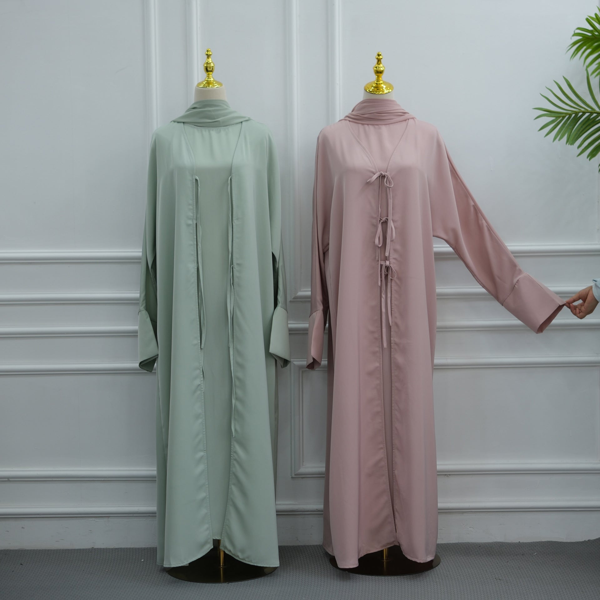 Nida Three-Piece Open Abaya Set(MOA340)