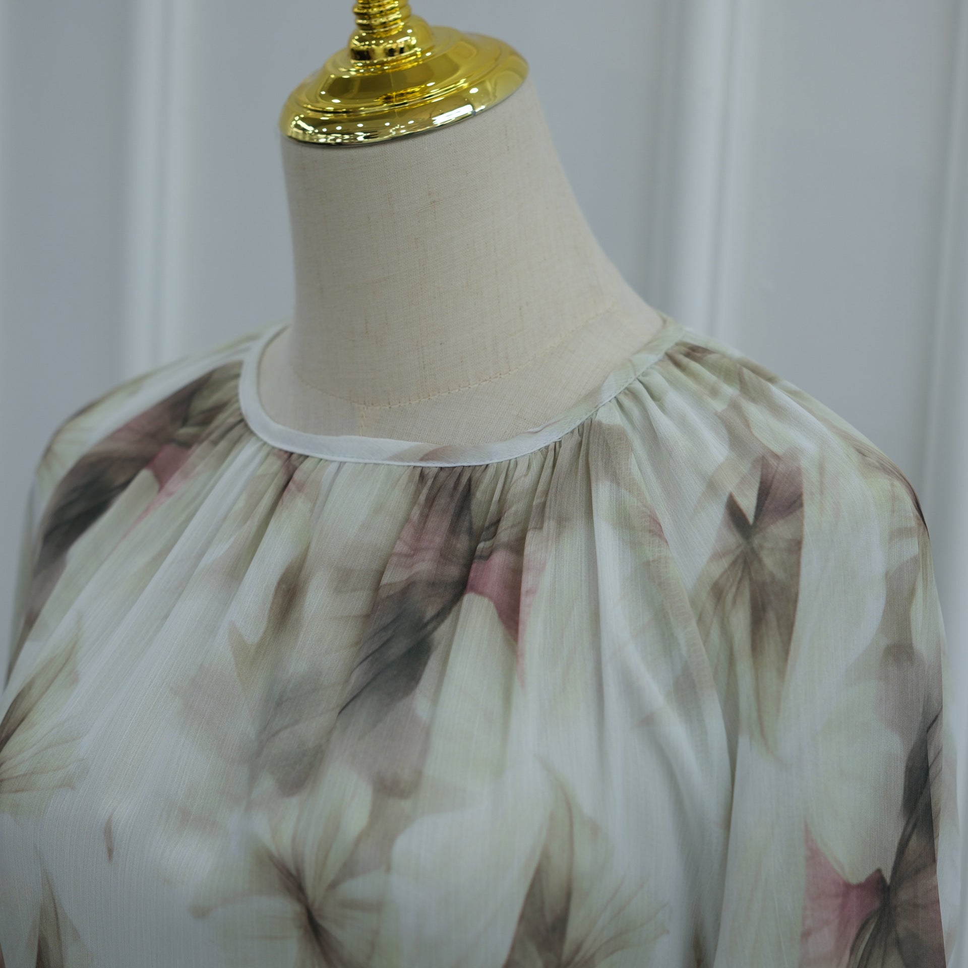 Watercolour Print Double-Layer Flared-Sleeve Maxi Dress(MA479)