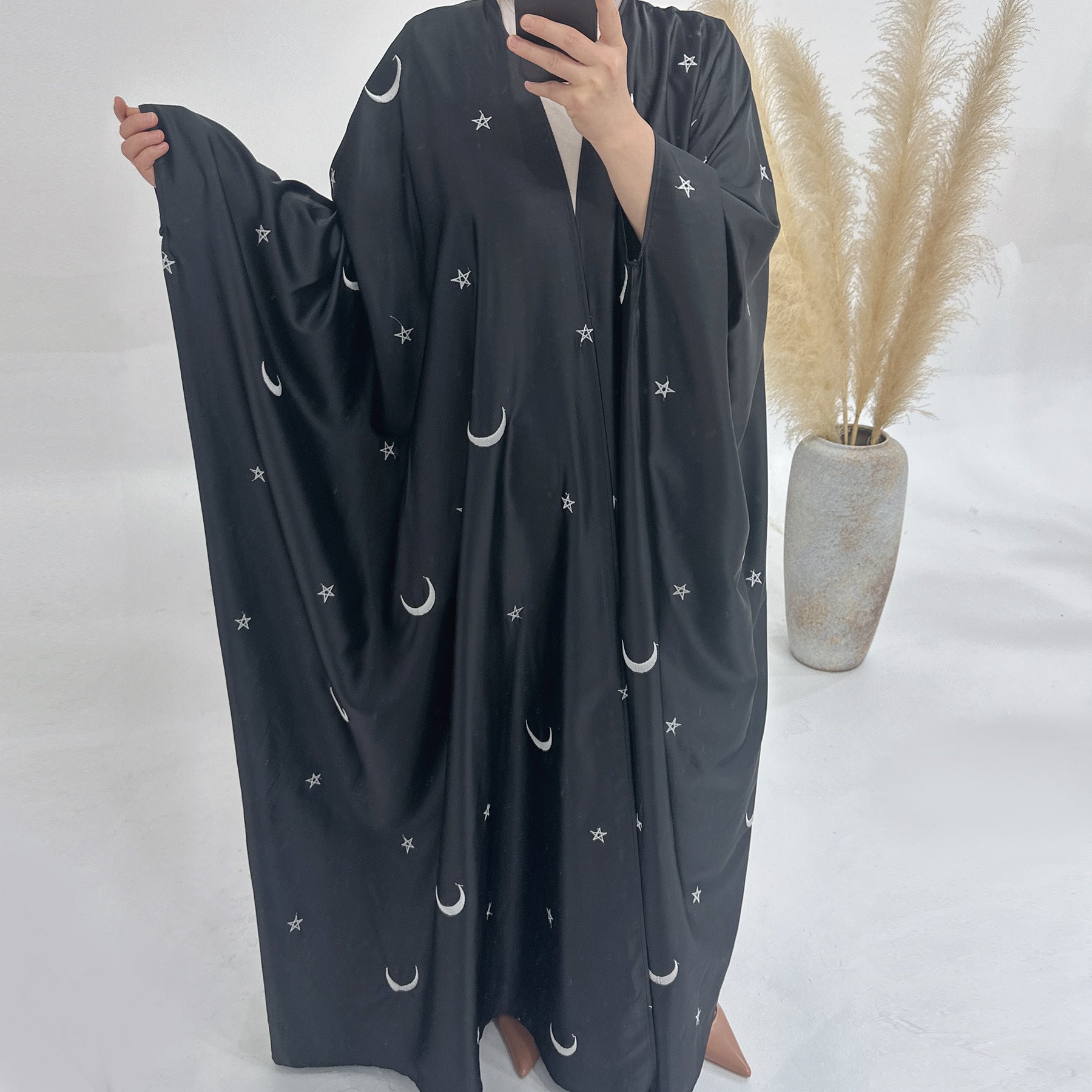 MOA043 Eid Abaya Design Mond und Stern Stickerei Open Abaya