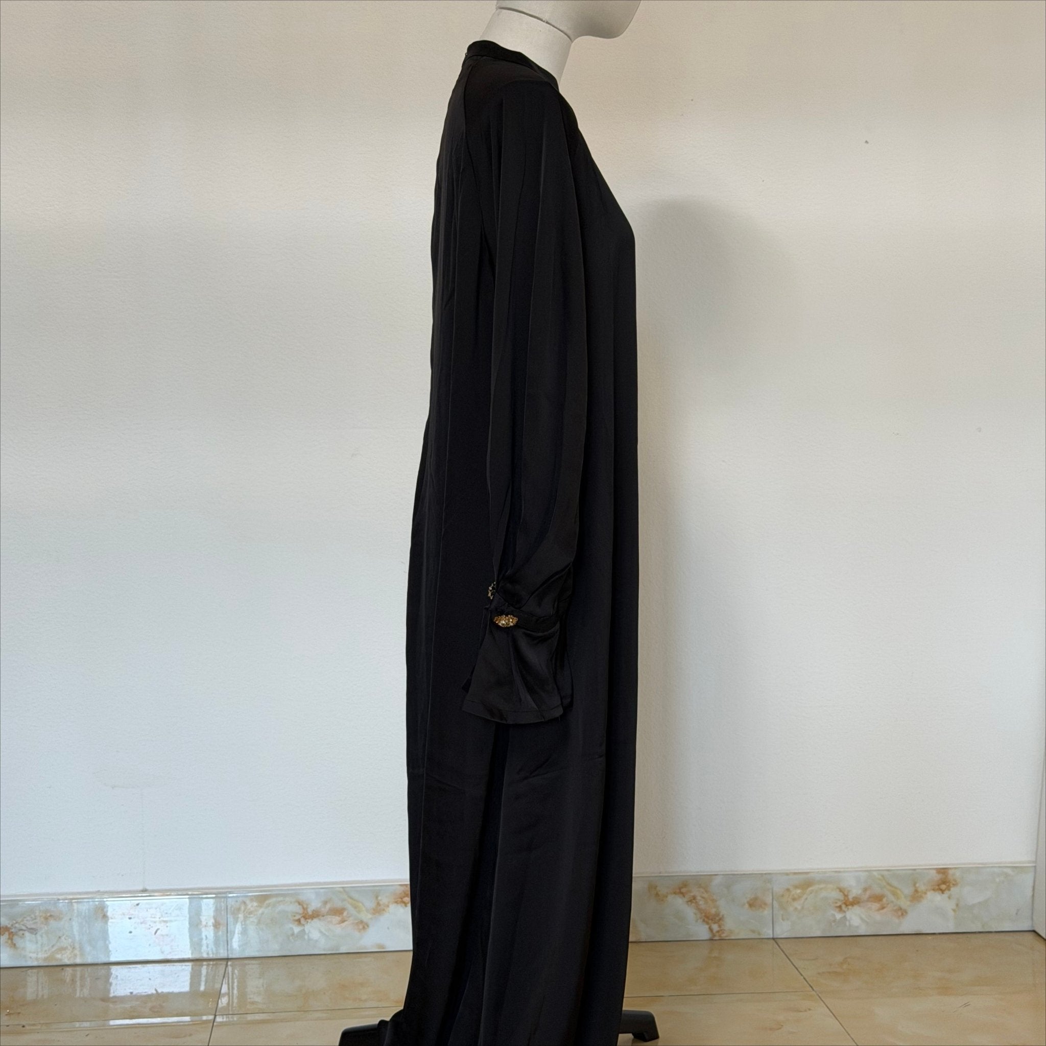 Archive Piece Black Jewel Button Cuff Pullover Abaya - MP064 (Size XL Only) - Mariam's Collection