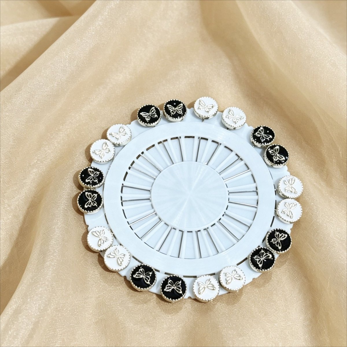 Black & White Enamel Hijab Pins Set(MAC434) - Mariam's Collection