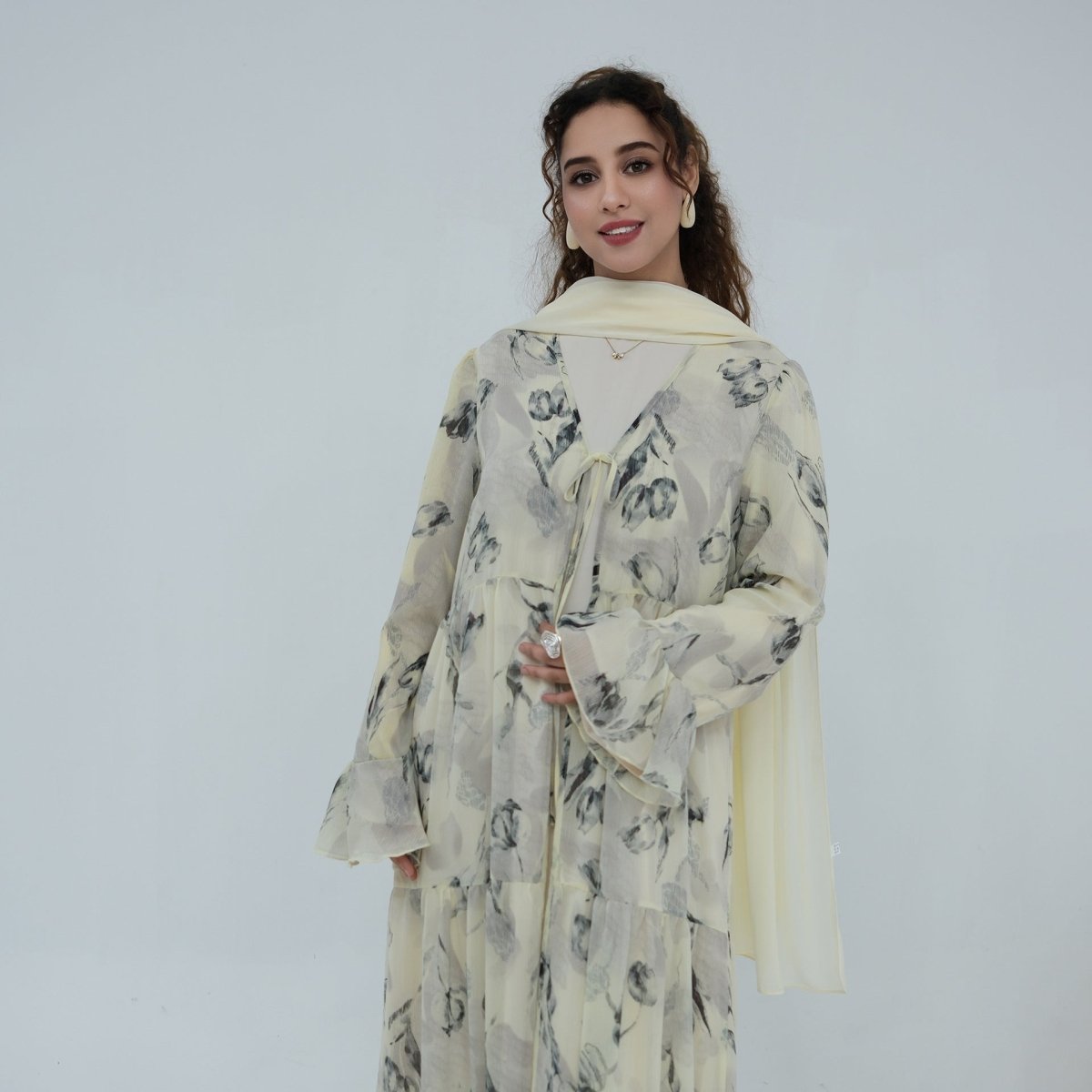 Chiffon Crinkle Flared Sleeve Tiered Open Abaya Set(MOA341) - Mariam's Collection