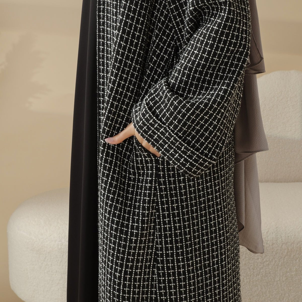 Classic Black White Cocoon Plaid Tweed Open Abaya Coat (MOA096) - Mariam's Collection