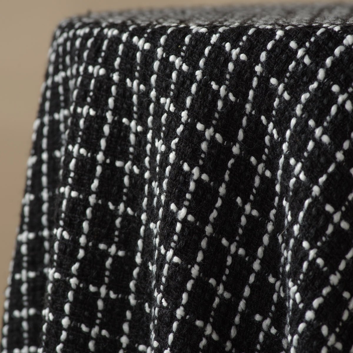 Classic Black White Cocoon Plaid Tweed Open Abaya Coat (MOA096) - Mariam's Collection