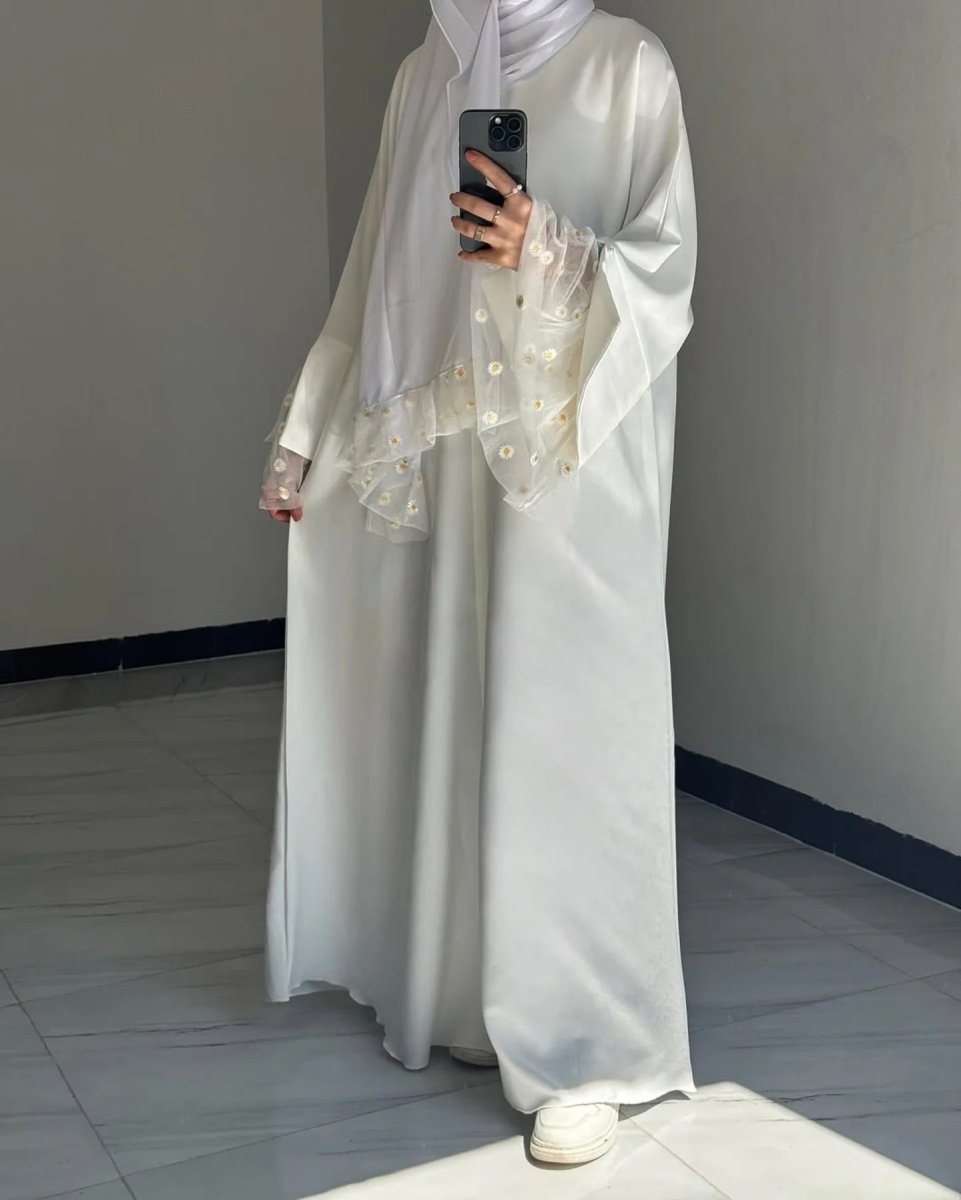 Daisy Lace Cuff Abaya | Cream White Elegant Muslim Modest Dress. (MA250) - Mariam's Collection