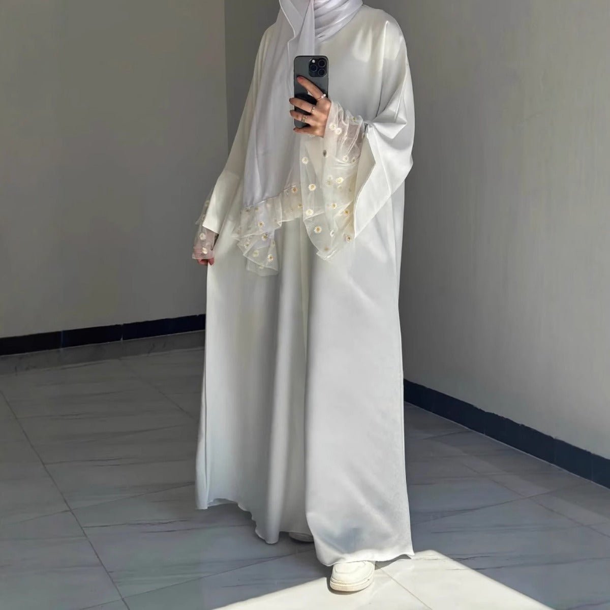 Daisy Lace Cuff Abaya | Cream White Elegant Muslim Modest Dress. (MA250) - Mariam's Collection