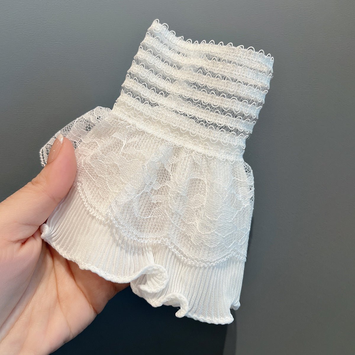 Lace ruffle cuff sleeves with elasticated wrist and bracelet-like trim