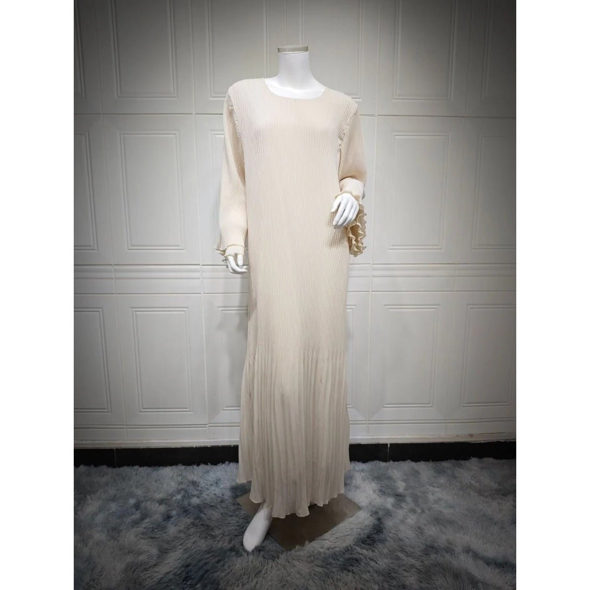Elegant Muslim Women's Pleated Chiffon Pullover Robe Dress Modest Solid Color Abaya with Flared Sleeves. (MA176) - Mariam's Collection