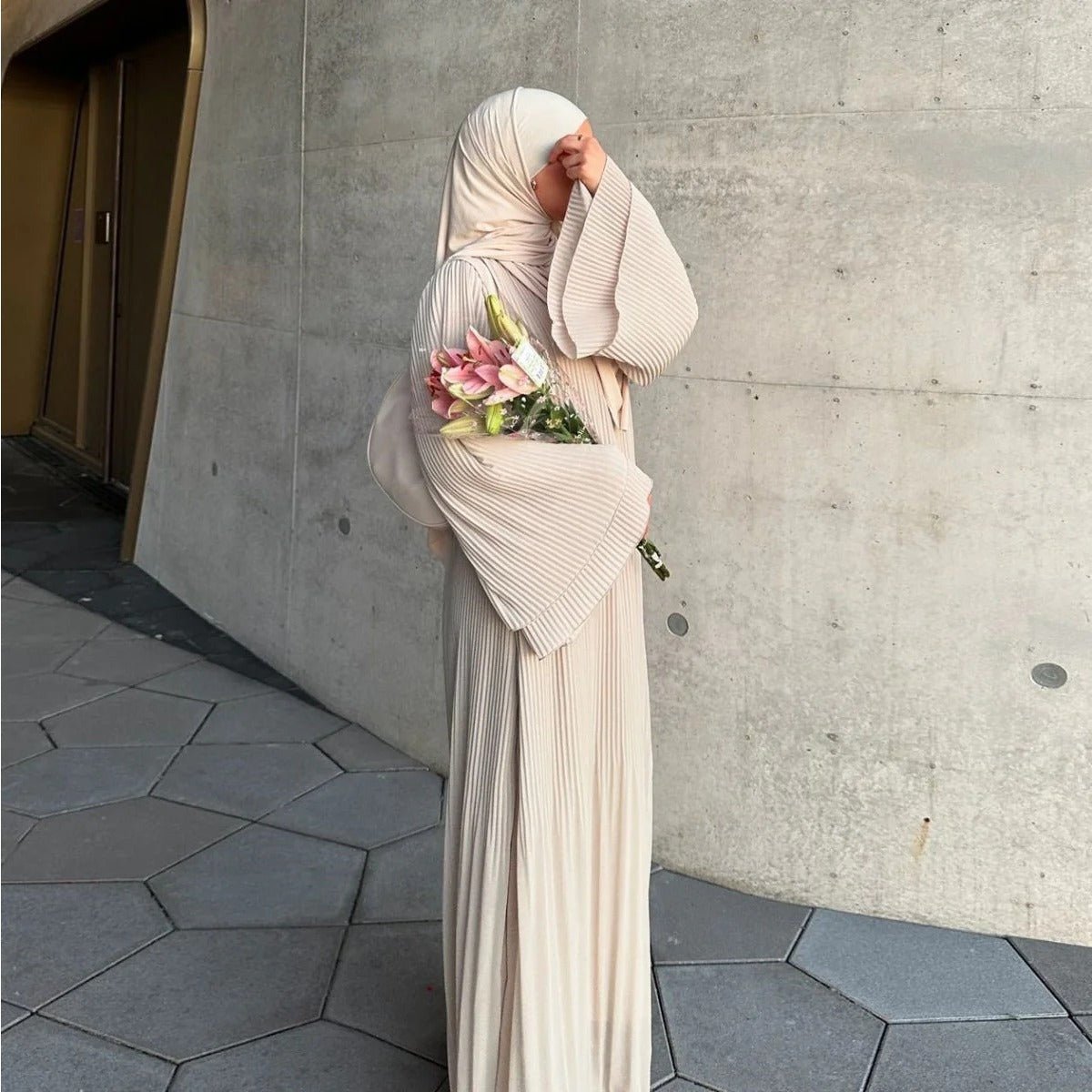 Elegant Muslim Women's Pleated Chiffon Pullover Robe Dress Modest Solid Color Abaya with Flared Sleeves. (MA176) - Mariam's Collection
