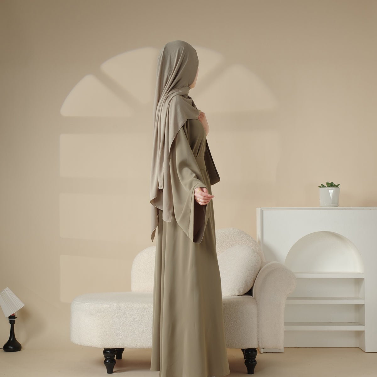 Elegant Solid Color Abaya For Muslimahs (MA036) - Mariam's Collection