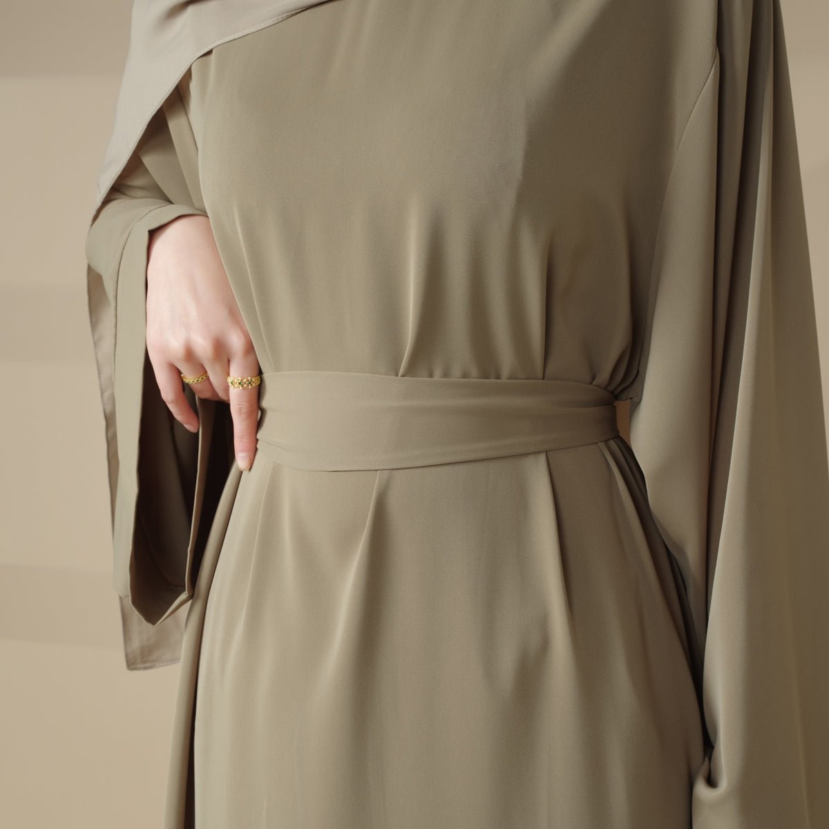 Elegant Solid Color Abaya For Muslimahs (MA036) - Mariam's Collection