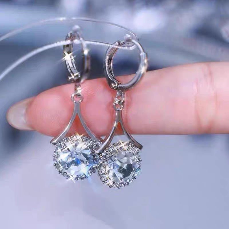 Elegant Sparkling Dangle Rhinestone Earrings (MAC324) - Mariam's Collection