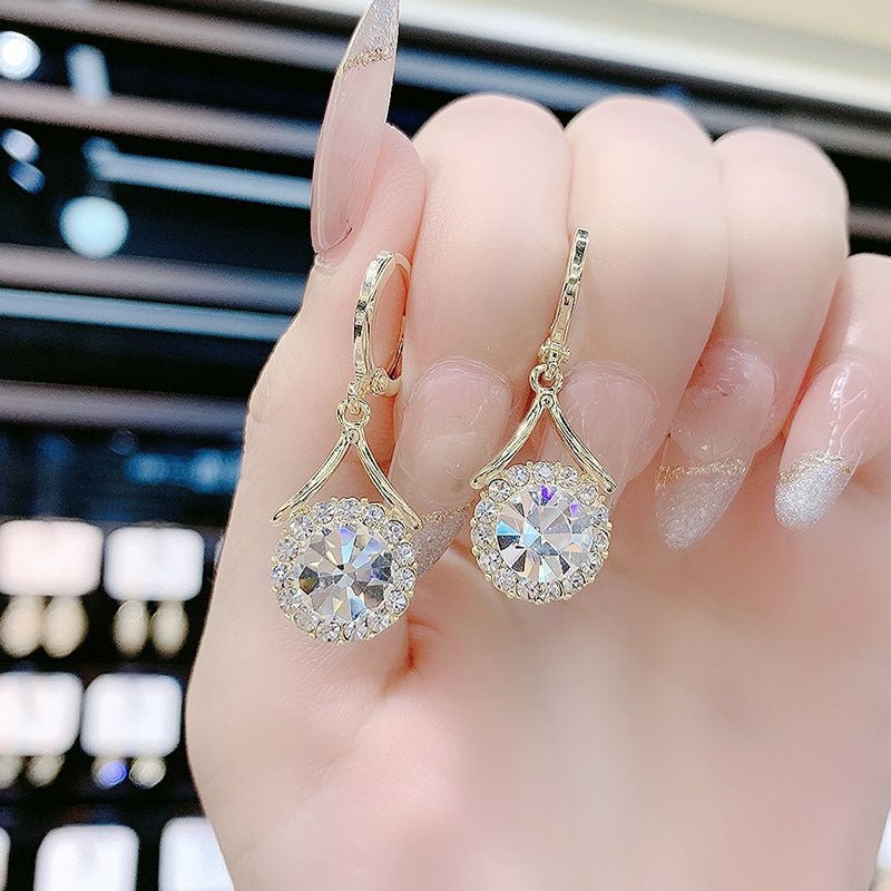 Elegant Sparkling Dangle Rhinestone Earrings (MAC324) - Mariam's Collection