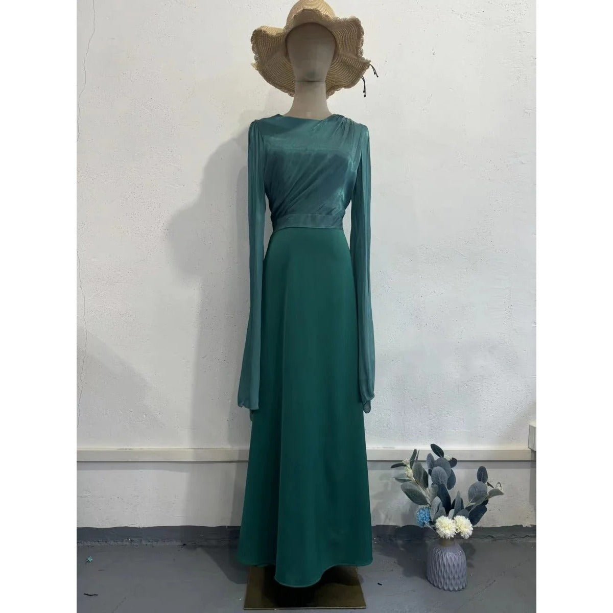 Elegant Summer Satin Slim Dress with Glass Yarn Pendulum Sleeves (MA161) - Mariam's Collection