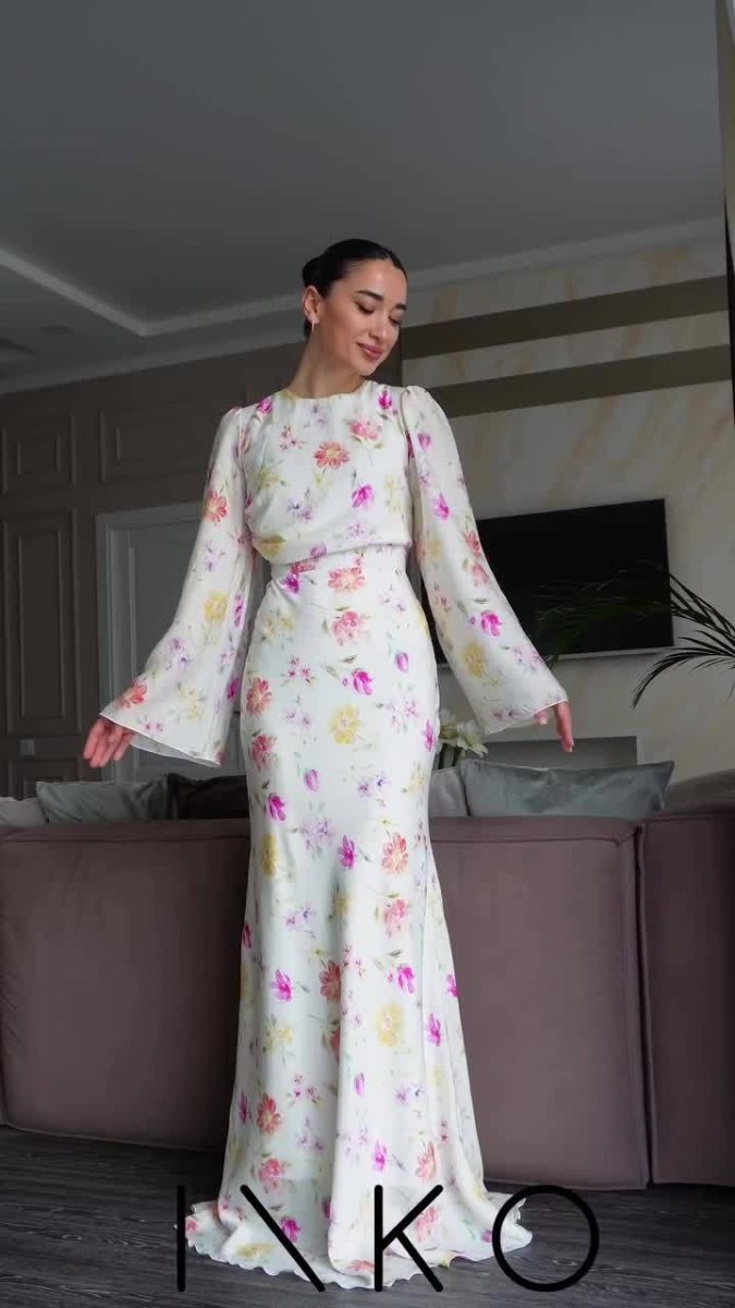 Elegant Sweetheart Neckline Floral Print Bells Sleeve Dress Abaya with Waist Tie. (MA210) - Mariam's Collection