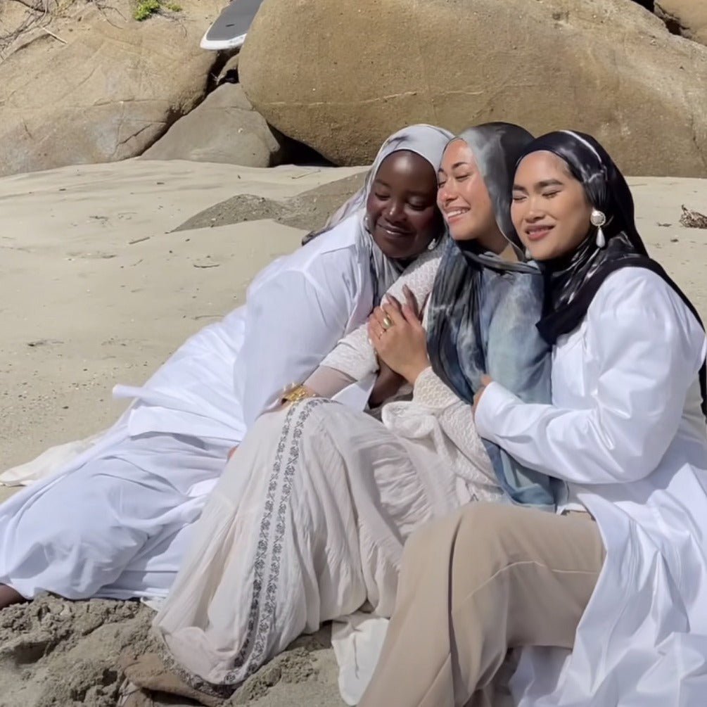 Elegant Watercolor Marble Print Headscarf Hijab (MH178) - Mariam's Collection