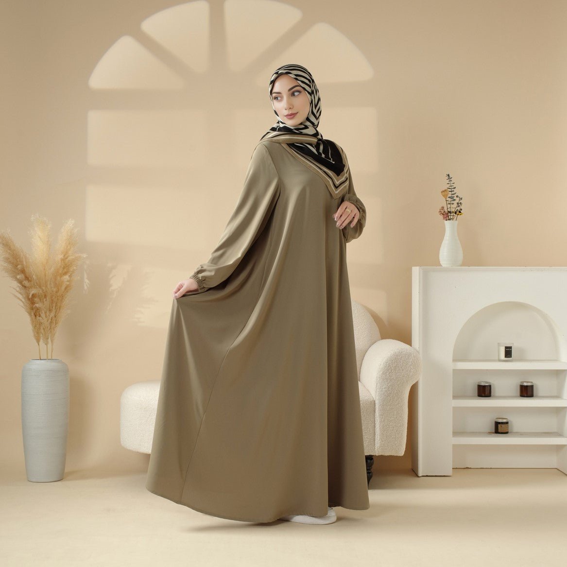 Essential Premium Versatile Pockets Umbrella Cut Abaya (MA113) - Mariam's Collection