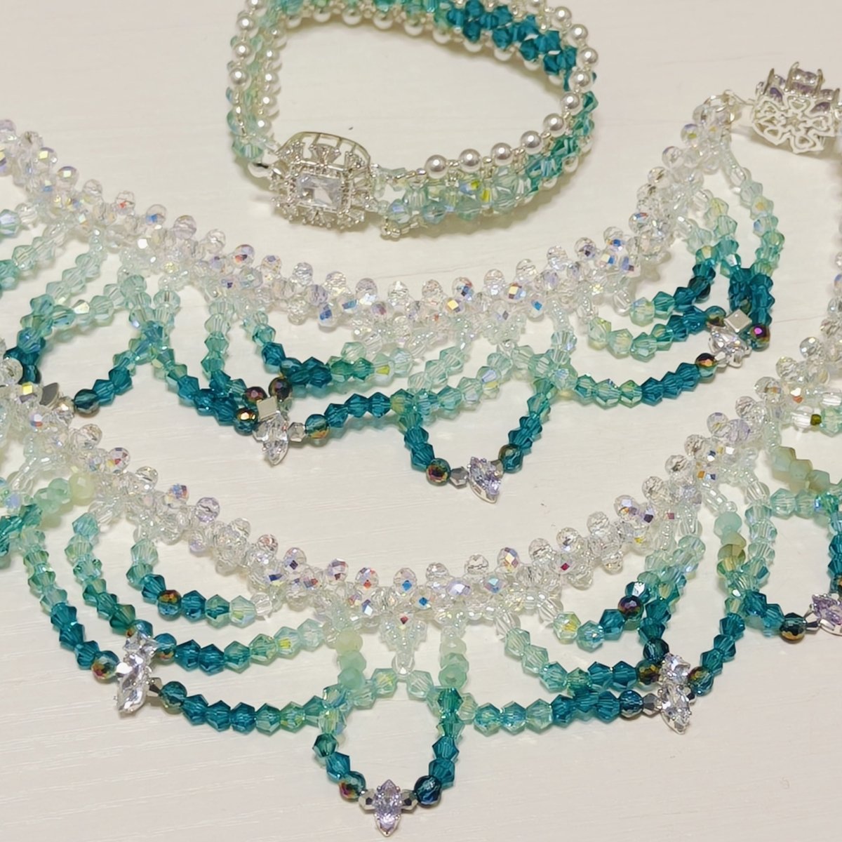 Exquisite Handmade Woven Luminescence Beaded Necklace (MAC343) - Mariam's Collection