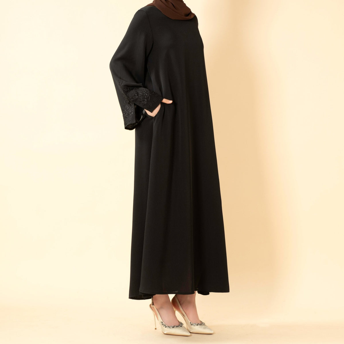 Floral Embroidered Cuff Abaya | Umbrella-Cut Zoom Maxi Dress(MA342) - Mariam's Collection