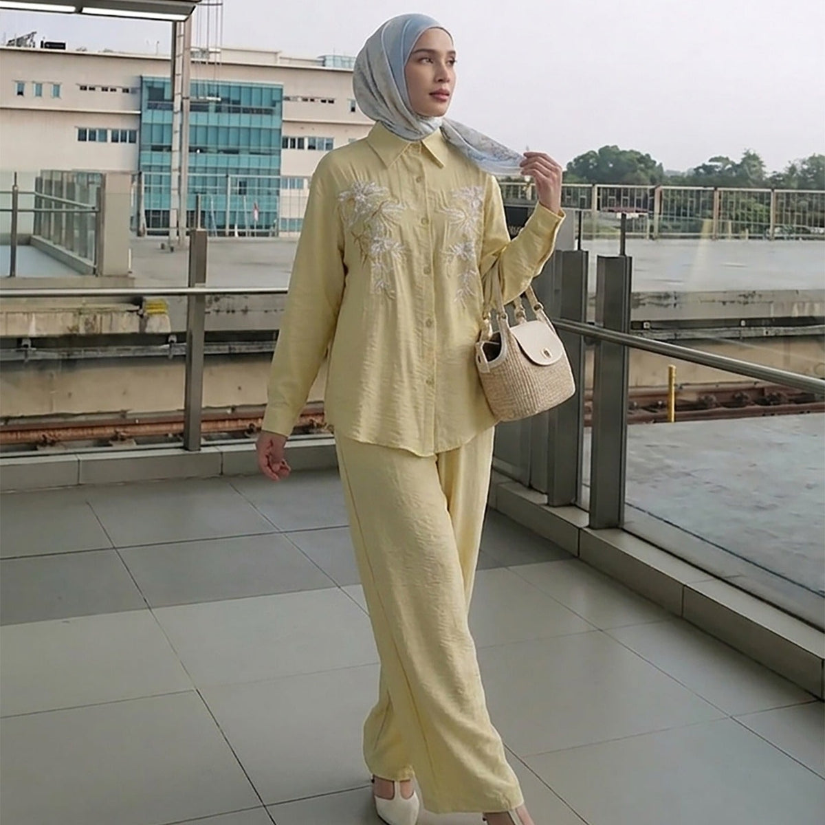 Floral Embroidered Shirt & Wide-Leg Trousers Two-Piece Co-ord Set(MS511) - Mariam's Collection
