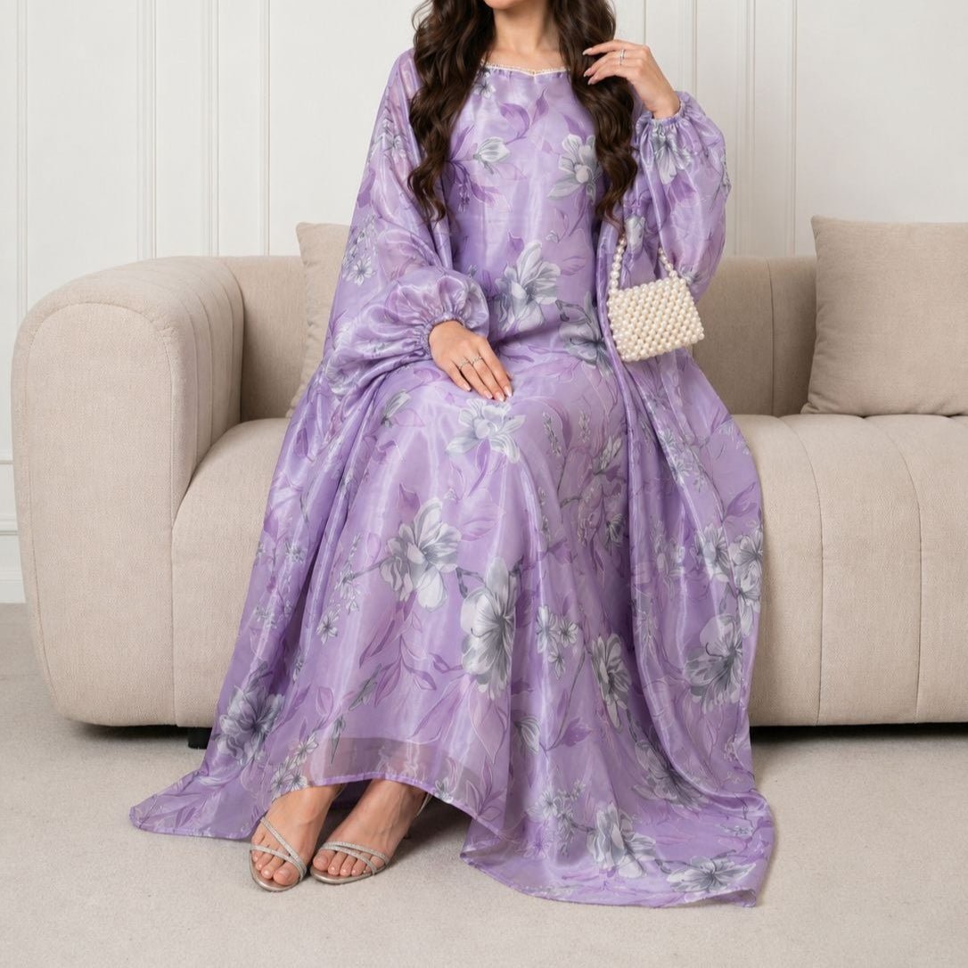 Elasticated gathered cuff detail on lavender floral abaya sleeve