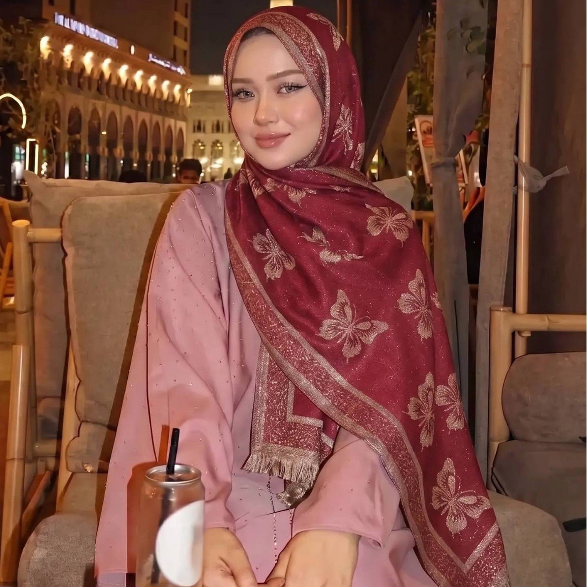 Gold-Thread Jacquard Hijab – Tassel Maxi Hijab