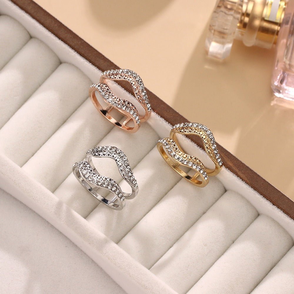 Lip Shaped Scarf Ring Clip(MAC445) - Mariam's Collection