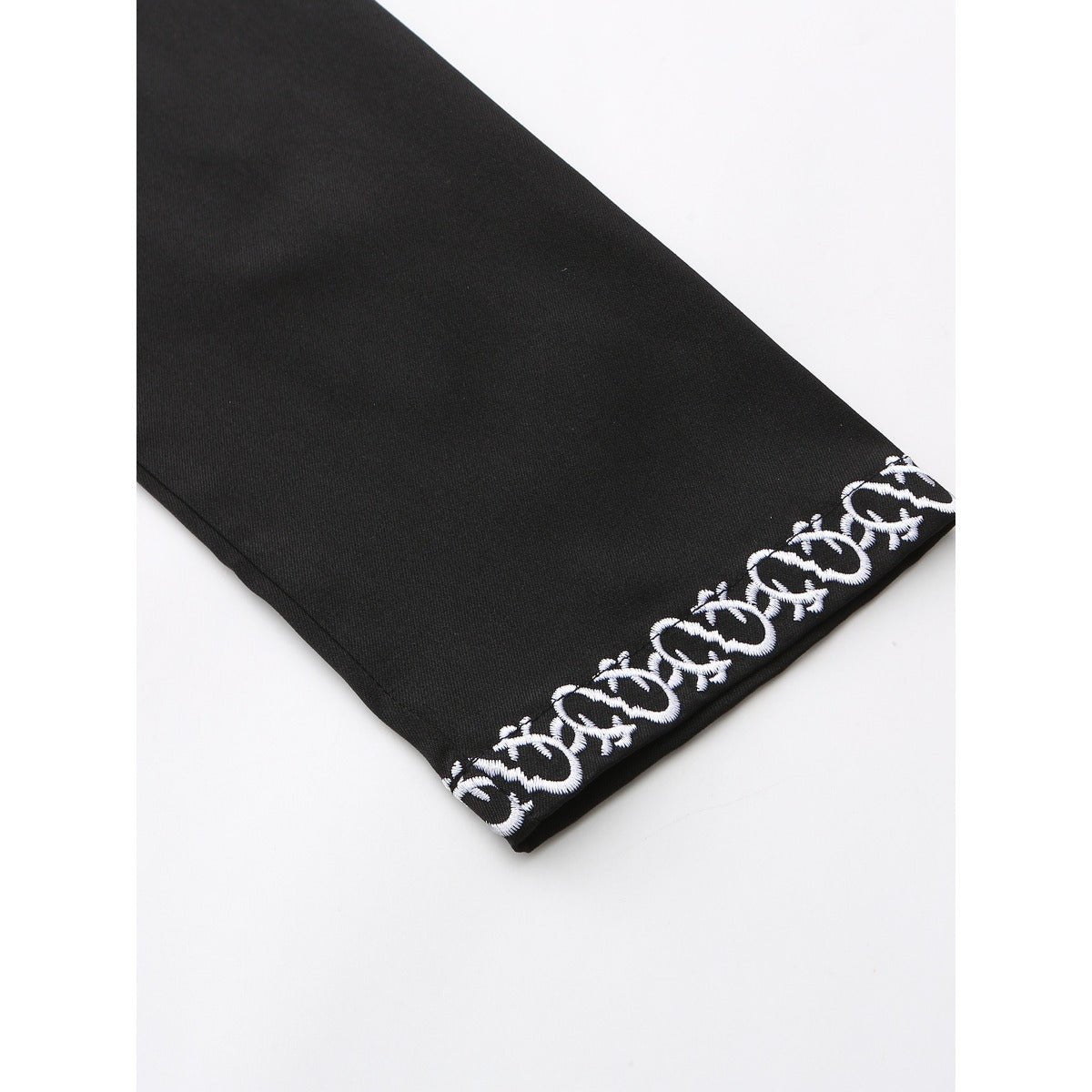 Luxury Loose Fit Hooded Premium Embroidered Men's Thobe Robe with Zipper & Islamic Calligraphy Design. (MT024) - Mariam's Collection