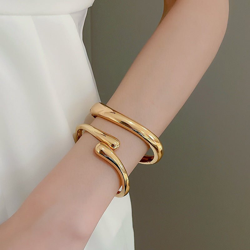 Luxury Minimalist Glossy High - grade Shiny Bracelets - Simple Temperament Cold - Tone Bangles (MAC242) - Mariam's Collection