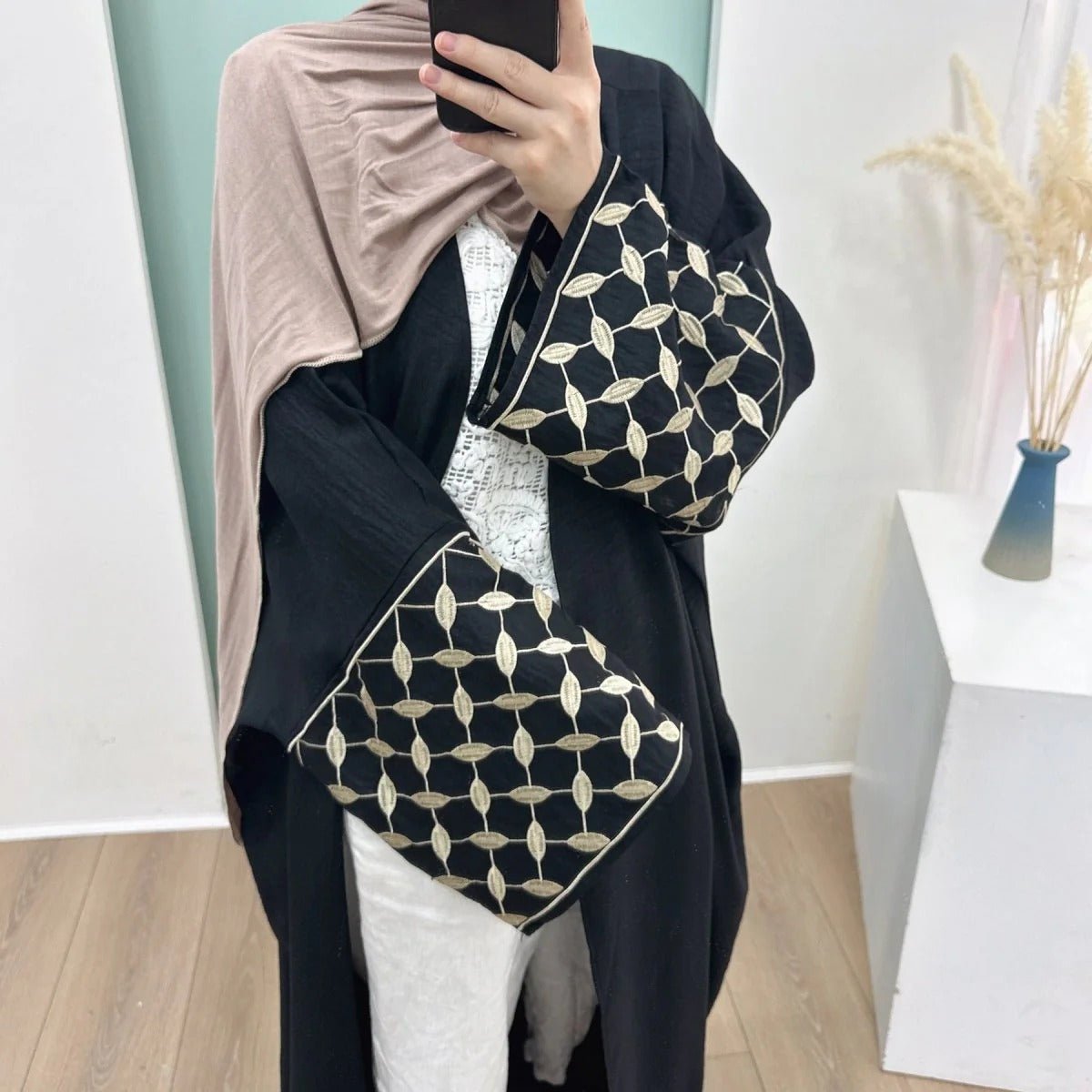 Luxury Muslim Embroidered Elegant Open Abaya Dress. (MOA160) - Mariam's Collection