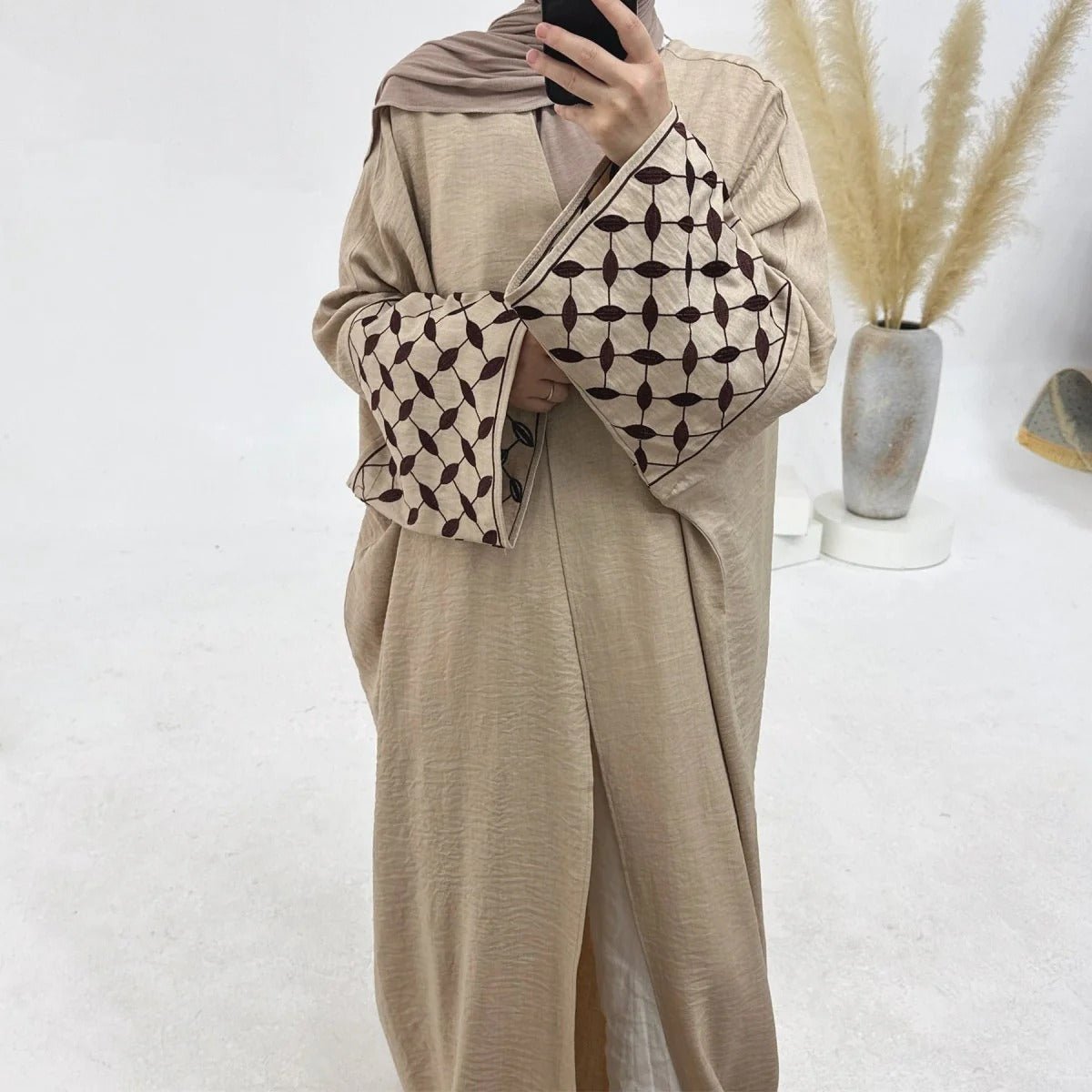 Luxury Muslim Embroidered Elegant Open Abaya Dress. (MOA160) - Mariam's Collection