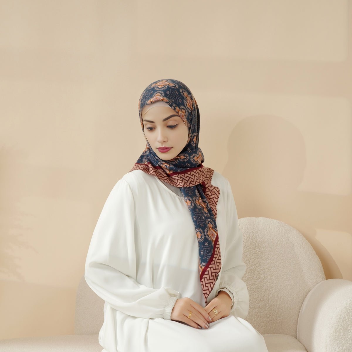 MH096 Printed Cashmere Touch Square Hijab - Mariam's Collection