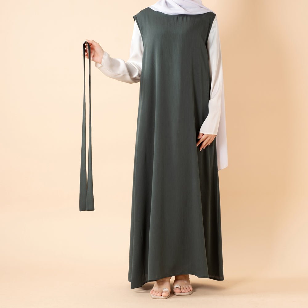 NIDA ZOOM Textured Abaya Set | 3 - Piece Modest Dress with Pockets & Belt(MOA239) - Mariam's Collection