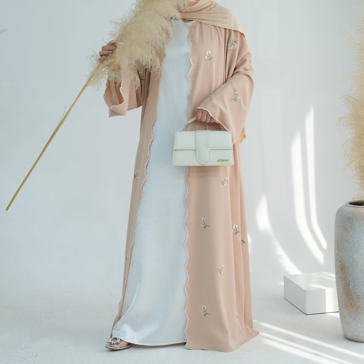 Open Abaya With Flower Embroidery | Floral Embroidered Elegant Open Abaya (MOA101) - Mariam's Collection