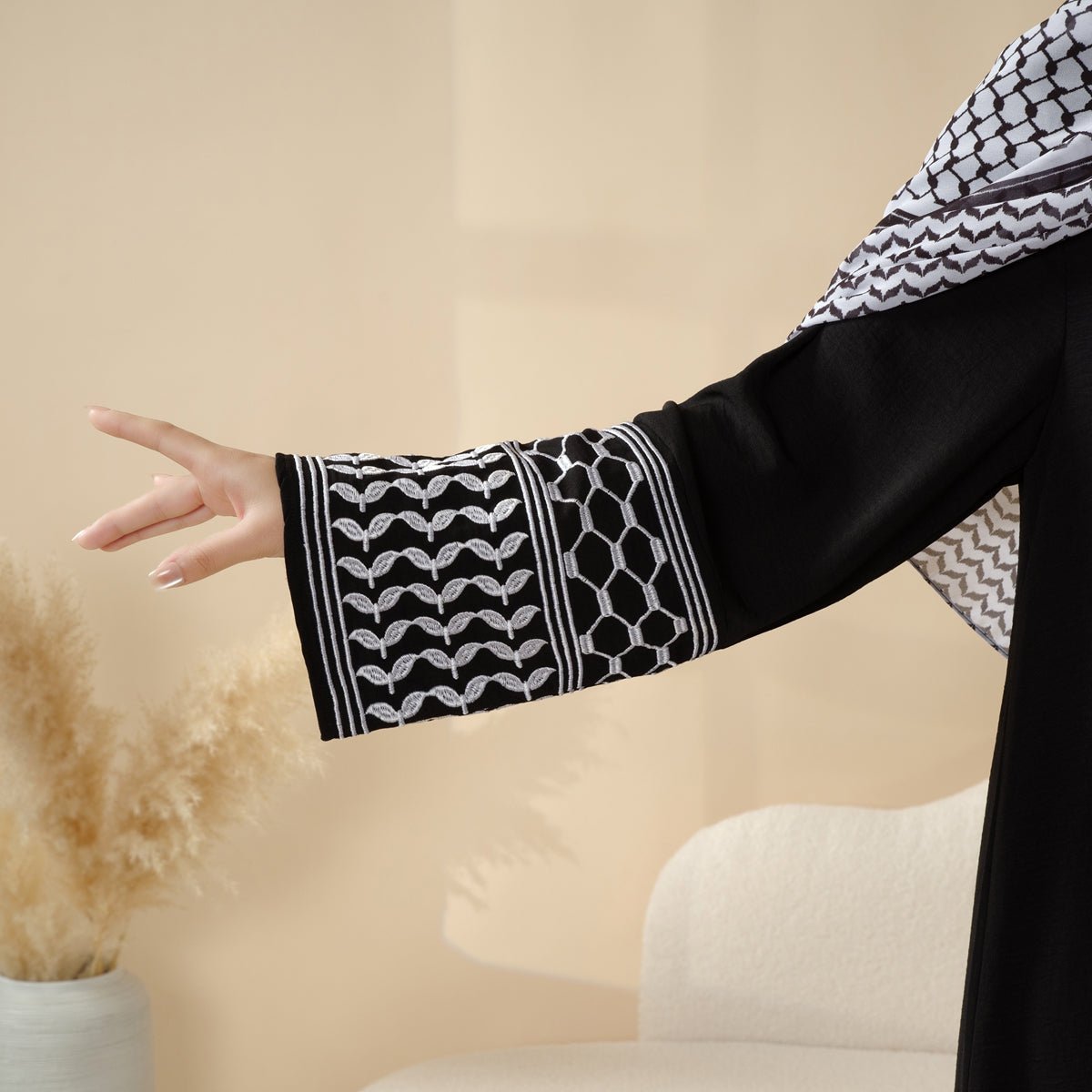 Palestinian Keffiyeh - Inspired Abaya with Matching Crossbody Bag Keffiyeh Abaya (MA131) - Mariam's Collection