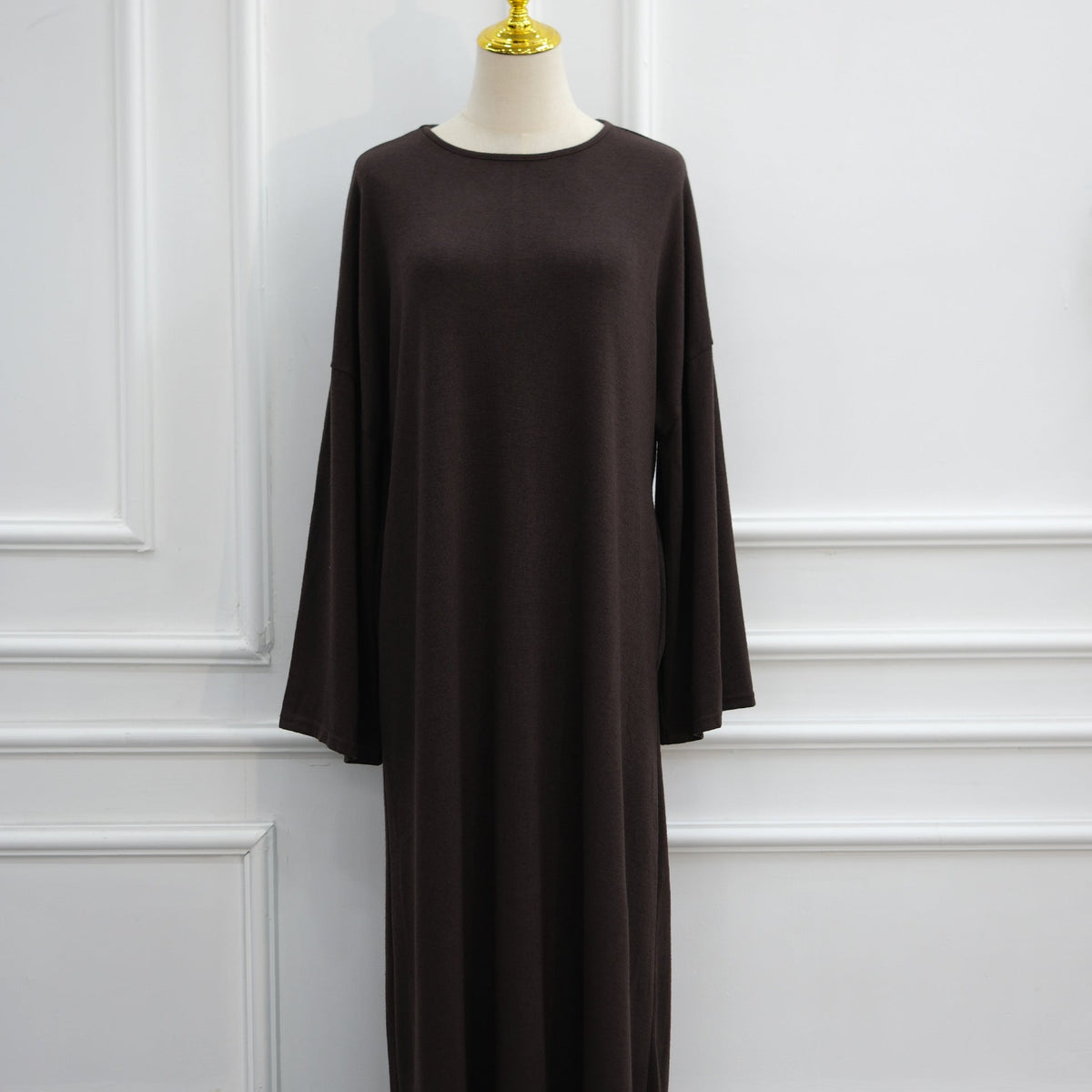 Plus-Size Relaxed Abaya | Solid Long-Sleeve Autumn Dress with Pockets(MA474) - Mariam's Collection