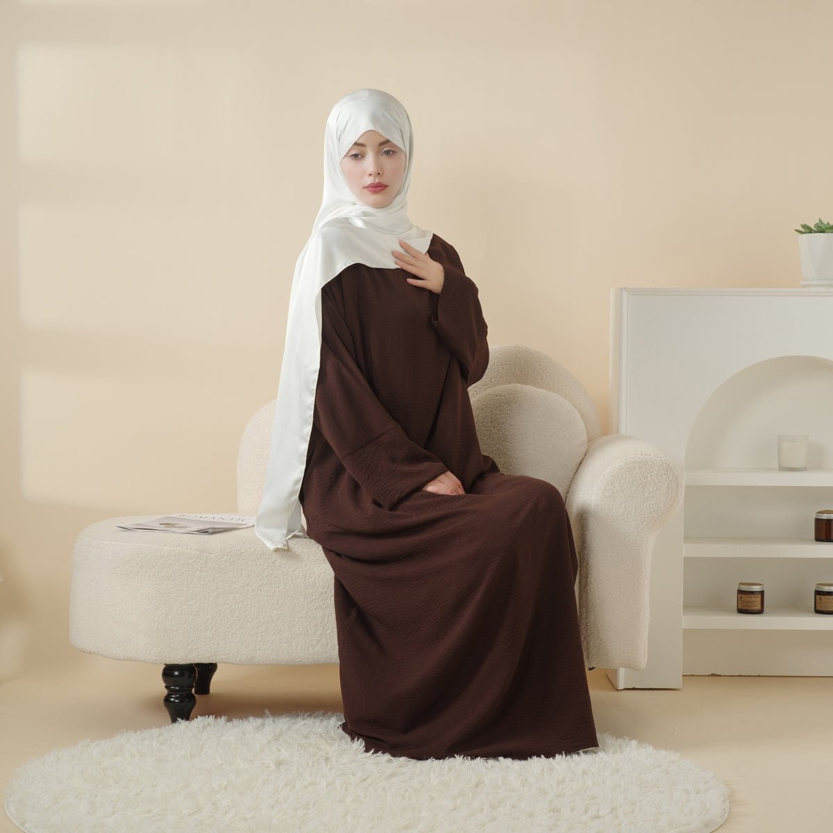 Simple Vintage Pleated Abaya (MA042) - Mariam's Collection
