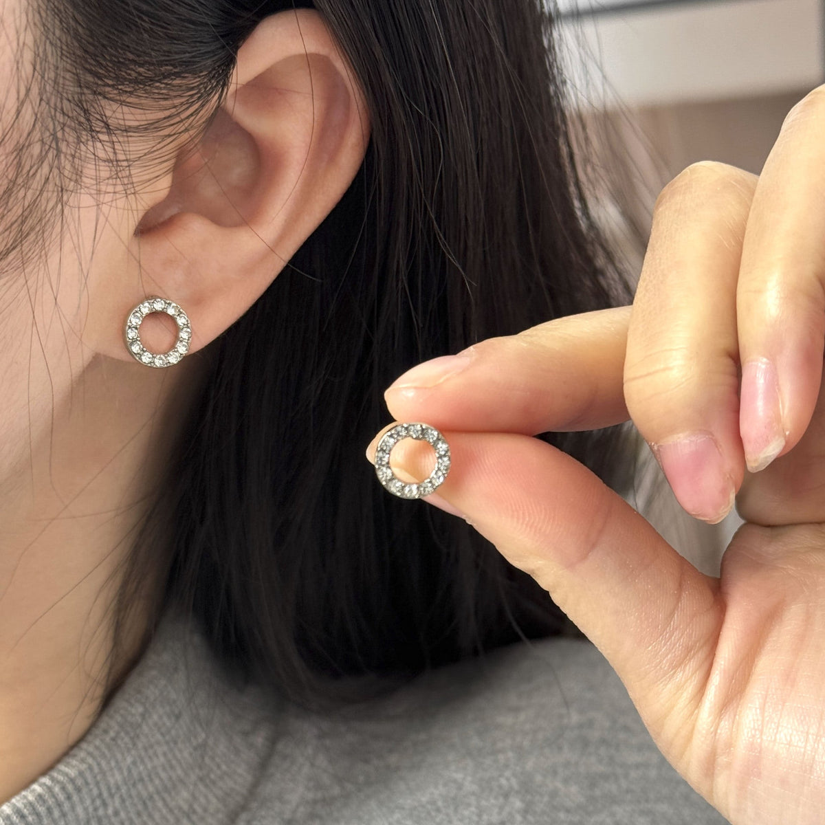 Close-up of post closure mechanism on sparkling ear climber