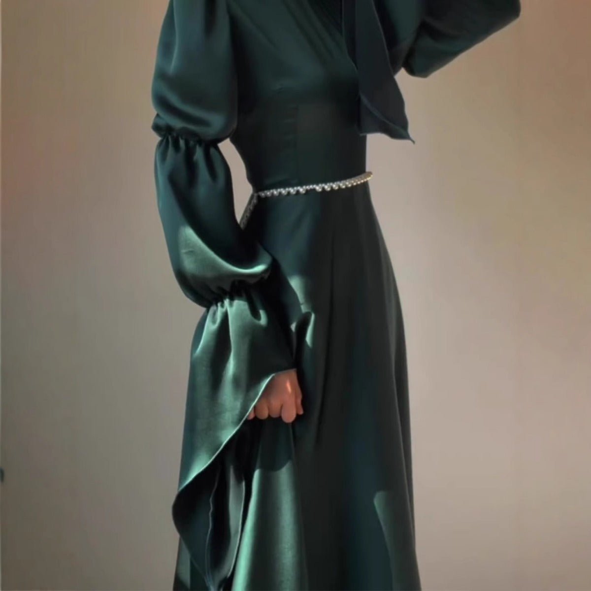 Spring Luxury Slim - Fit Long Sleeve Dress Abaya with Pearl Waist Chain & Bell Sleeves. (MA217) - Mariam's Collection