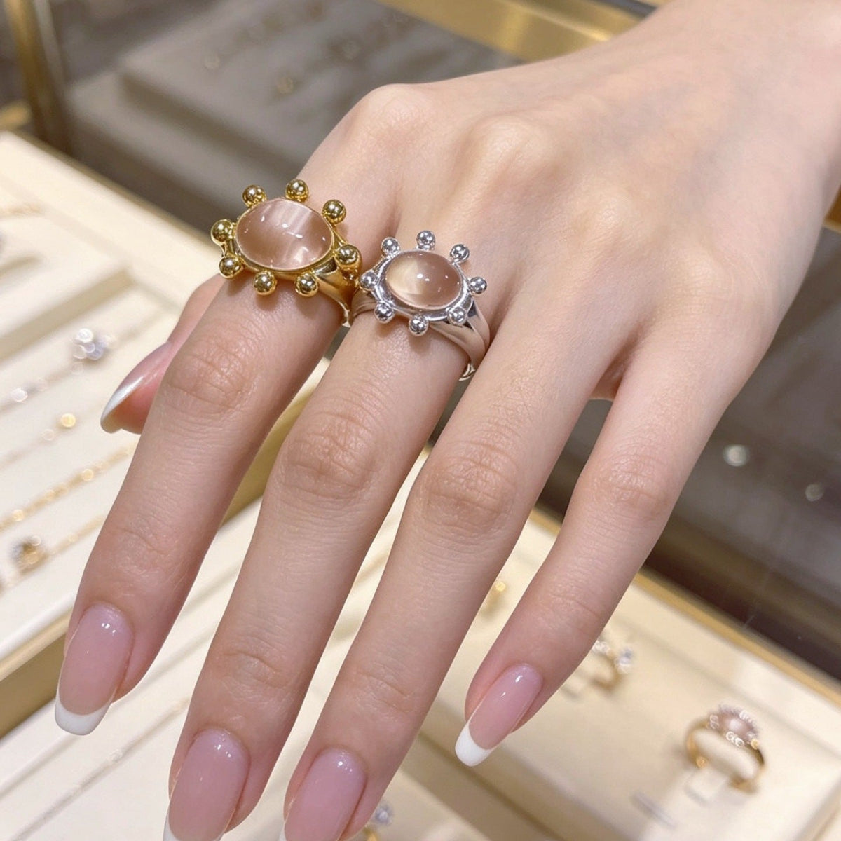 Vintage Sunburst Crystal Statement Ring – Adjustable Ring