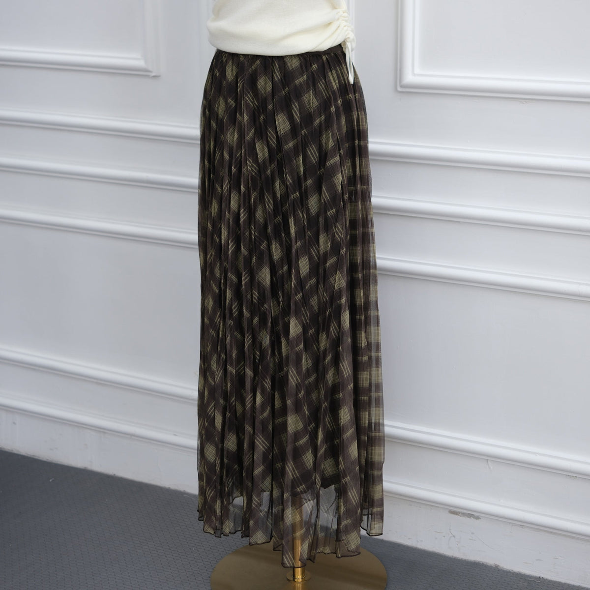 Vintage Plaid Mesh Pleated Maxi Skirt(MS597) - Mariam's Collection