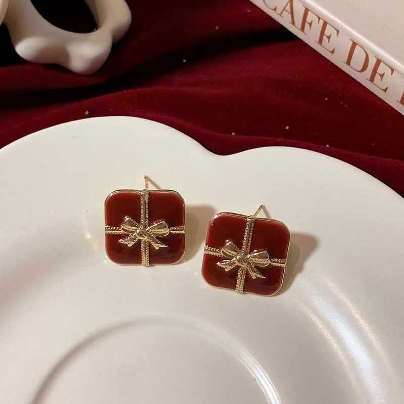 Vintage Wine Red Pearl Stud Earrings(MAC466) - Mariam's Collection