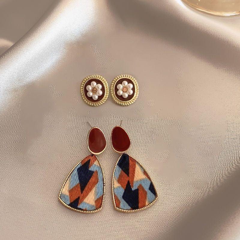 Vintage Wine Red Pearl Stud Earrings(MAC466) - Mariam's Collection