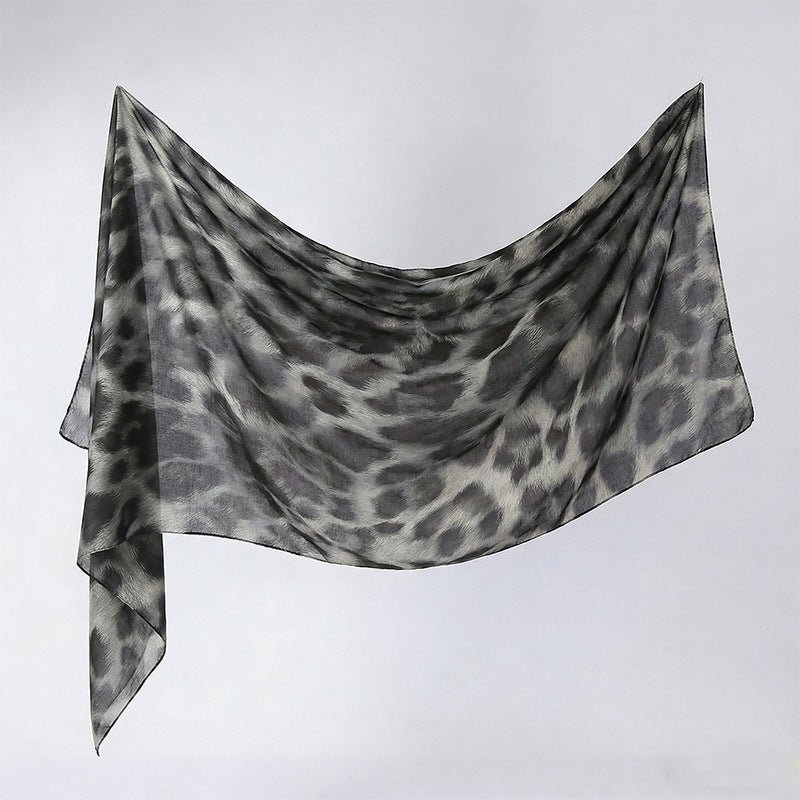 Lightweight breathable printed hijab shawl for warm weather wear